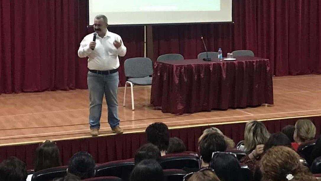 Psikolog Gökhan TEKİN tarafından  'Eğitimde Drama Uygulamaları' semineri gerçekleştirildi.